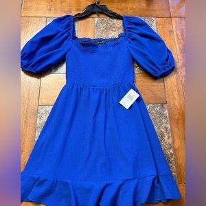 New with tags royal blue Bdarling 3/4. never worn